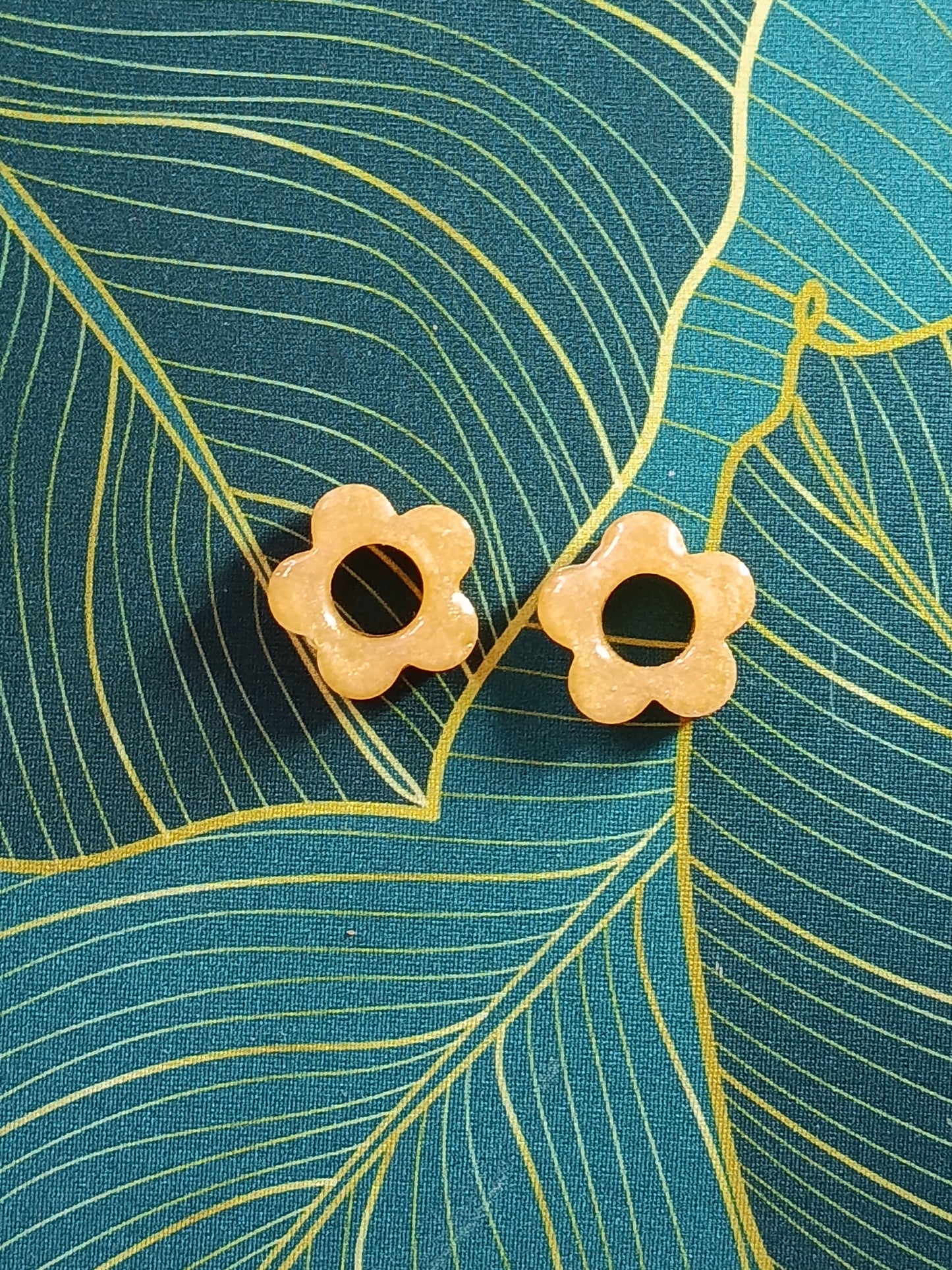 Pampilles de Lumières : Pampilles Interchangeables en Résine – Créations Artisanales